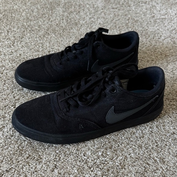 Nike Other - NIKE MENS SB CHECK SOLARSOFT SNEAKER - BLACK sneakers shoes size 8.5